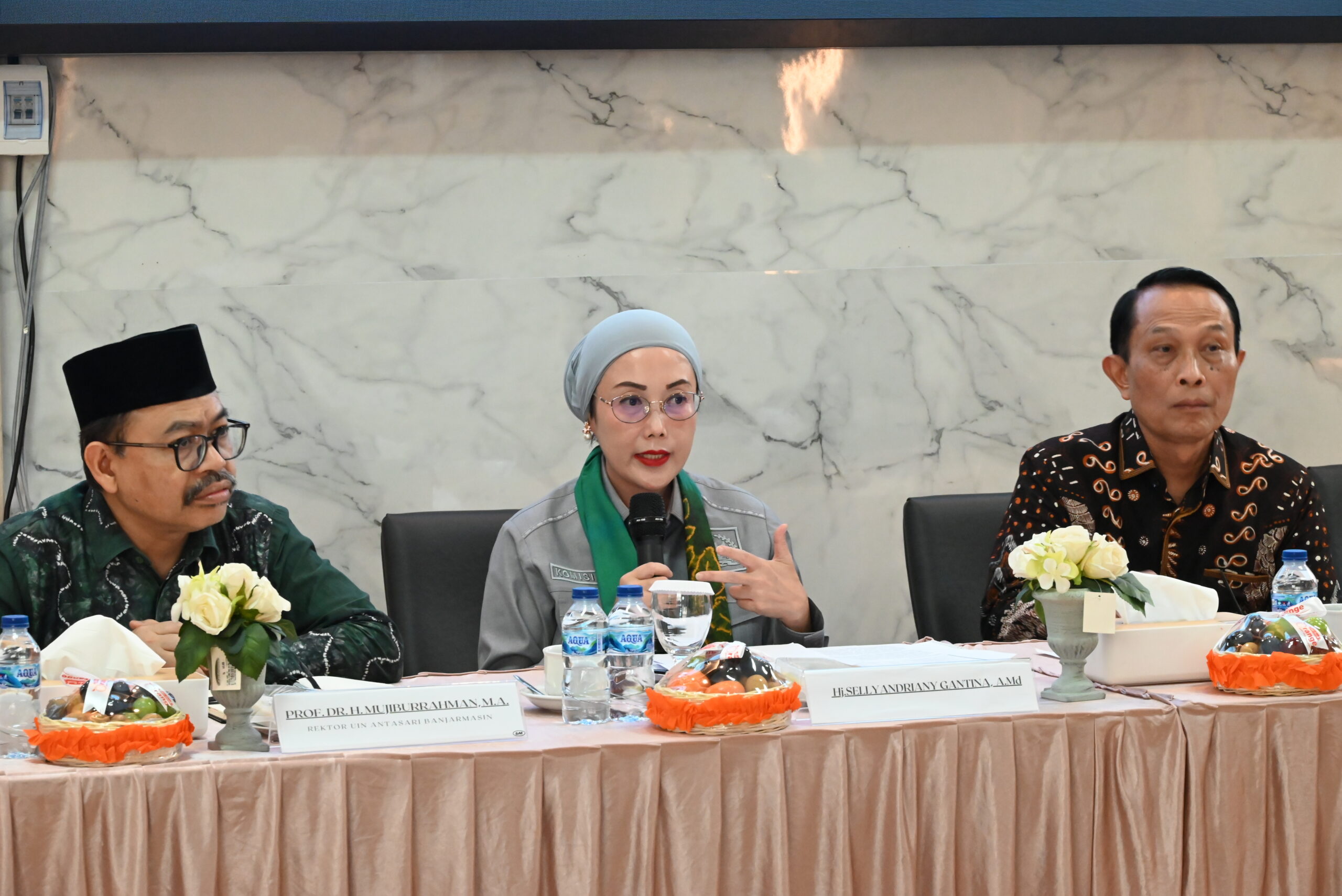 Anggota Komisi VIII DPR RI, Selly Andriany Gantina, saat kunjungan kerja ke UIN Antasari Banjarmasin. Foto: Balgyys/vel.