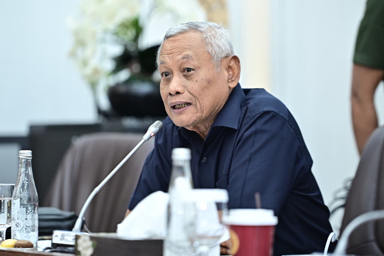 Anggota Komisi VI DPR RI Subardi saat RDP dengan Kemendag, PT RNI, PTPN III, Perum Bulog, dan 11 perusahaan pemegang izin impor gula rafinasi di DPR, Jakarta, Rabu (1/10/2025). Foto : Farhan/Andri.