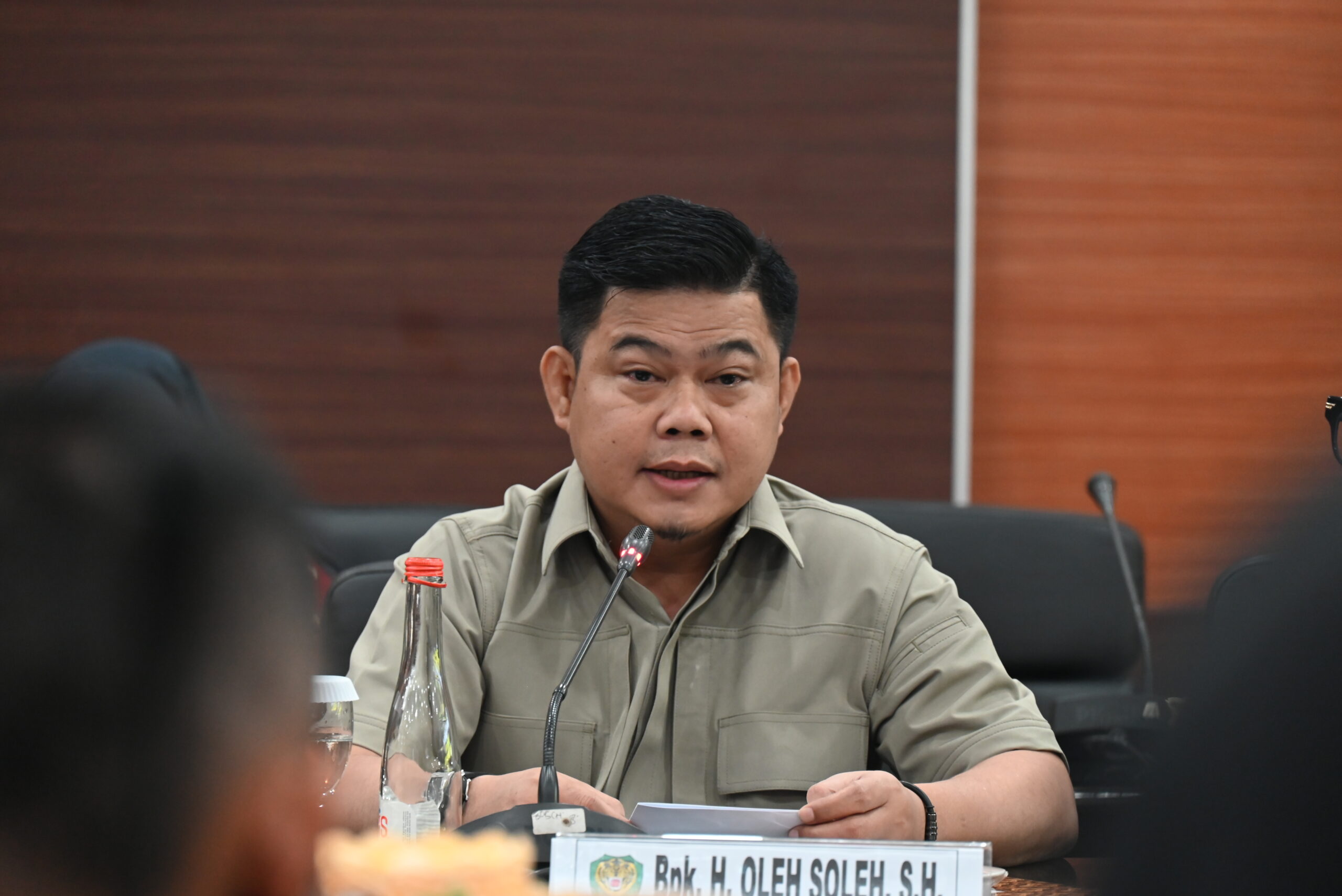 Anggota Komisi I DPR RI, Oleh Soleh, dalam pertemuan Kunjungan Kerja Reses Komisi I DPR RI ke Kodam III Siliwangi di Kota Bandung. Foto: Nadhen/vel.