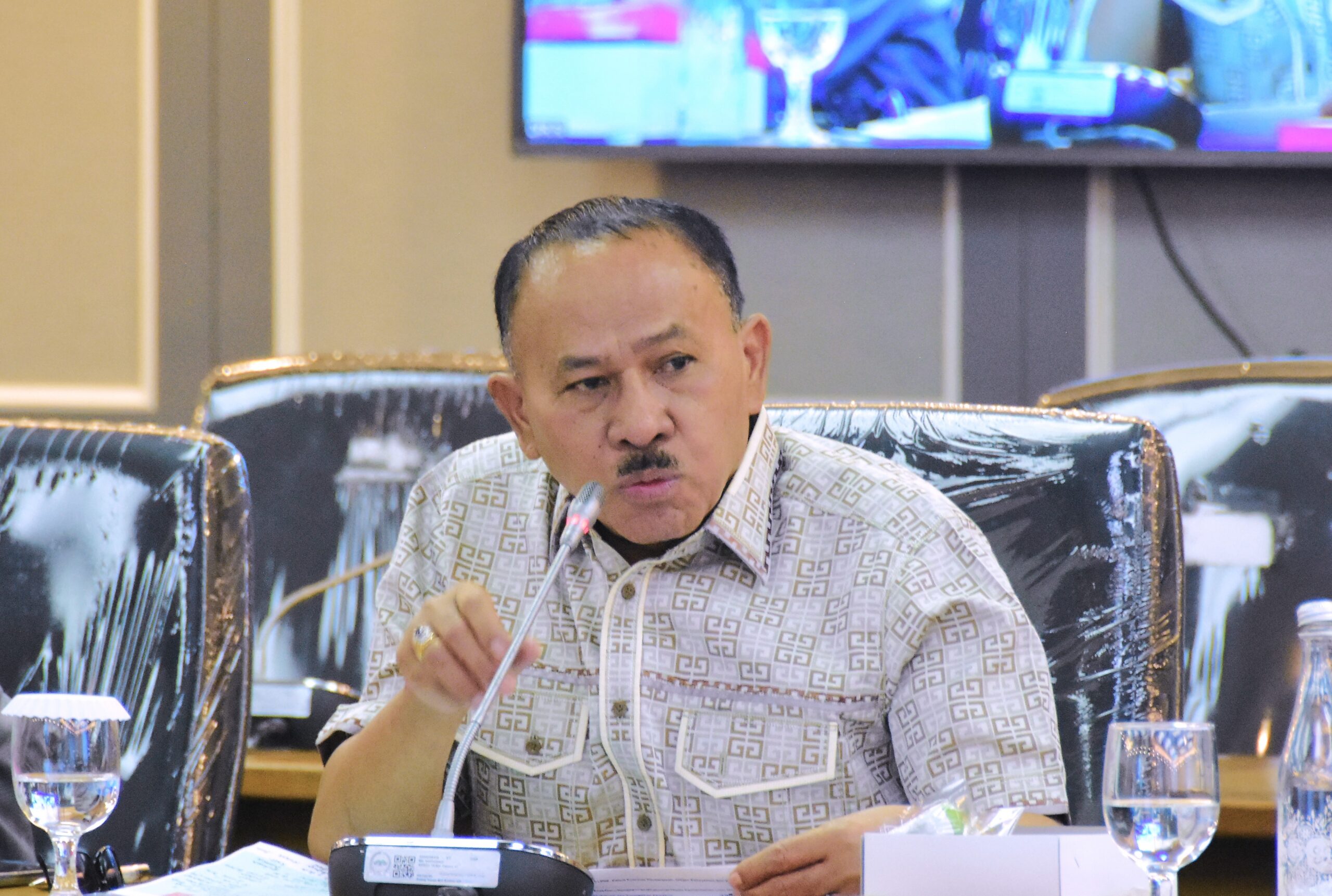 Anggota Komisi XIII DPR RI Maruli Siahaan dalam RDP bersama Kepala LPSK, Komnas Perempuan serta kuasa hukum Meta Ayu Puspitasari, istri almarhum diplomat Arya Daru Pangayunan di Gedung Nusantara II, Senayan, Jakarta, Selasa (30/9/2025). Foto : Runi/Andri.
