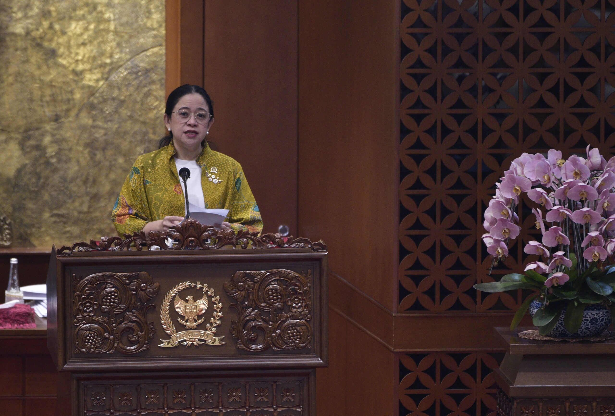 Ketua DPR RI, Puan Maharani menutup Masa Persidangan I Tahun Sidang 2025-2026 DPR digelar dalam Rapat Paripurna di Gedung Nusantara II, Kompleks Parlemen, Senayan, Jakarta, Kamis (2/10/2025). Foto: Mu/Andri