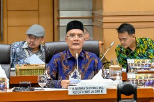 Ketua Komisi VIII DPR RI Marwan Dasopang, dalam Rapat Kerja Komisi VIII DPR RI dengan Menteri Haji dan Umrah RI serta Kepala BPKH, di Nusantara II, Senayan, Jakarta, Rabu (29/10/2025). Foto: Mario/vel.