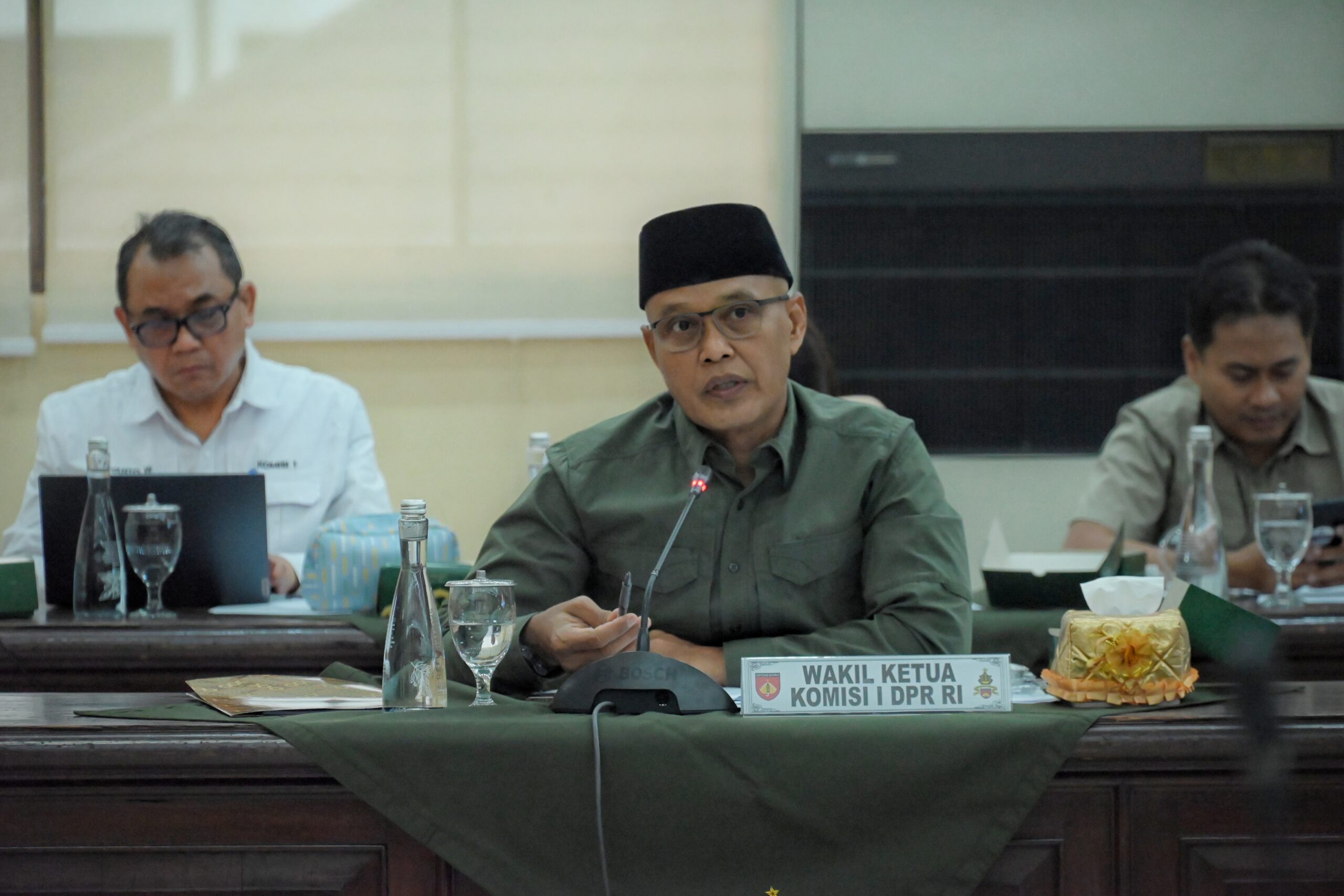 Wakil Ketua Komisi I DPR RI, Sukamta dalam pertemuan dengan pangdam IV Diponegoro di Kodam IV Diponegoro, Jawa Tengah, Rabu (8/10/2025). Foto: Tari/vel.