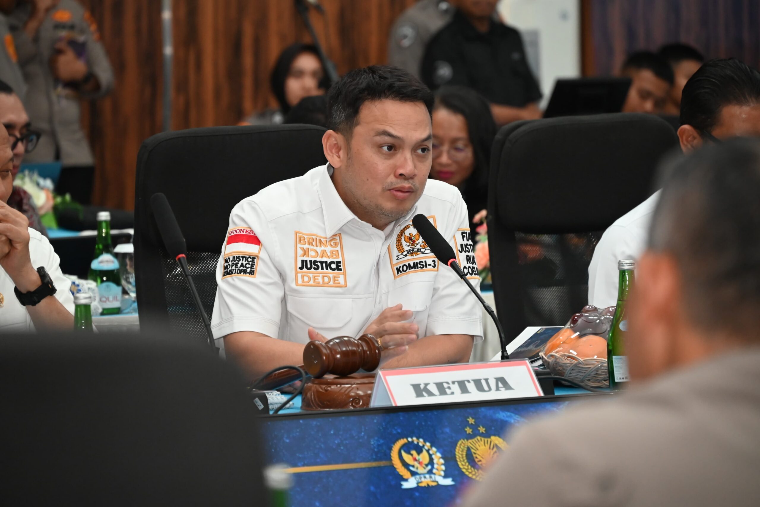 Wakil Ketua Komisi III DPR RI Dede Indra Permana Soediro, dalam pertemuan Kunjungan Kerja Reses ke Provinsi Aceh, Senin (6/10/2025). Foto: Eko/vel.