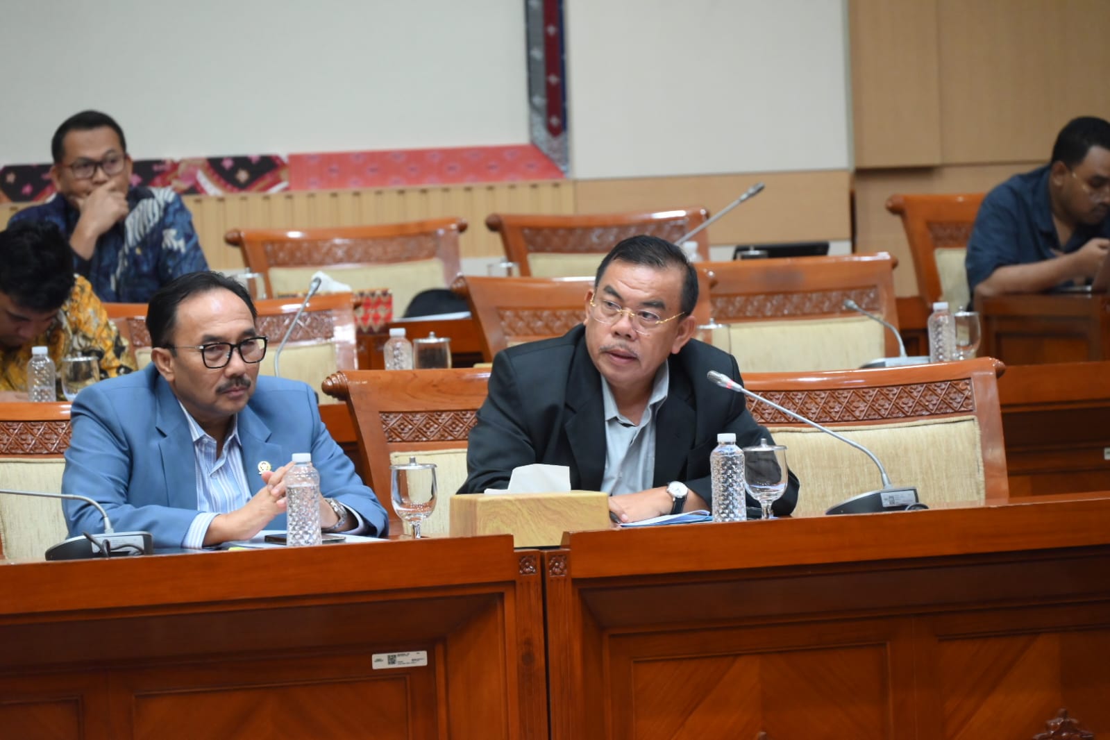 Anggota Komisi III DPR RI Mangihut Sinaga dalam Rapat Kerja dengan Ketua Komisi Yudisial (KY) di Gedung Nusantara II, Senayan, Jakarta, Rabu (1/10/2025). Foto: Mahendra/vel.