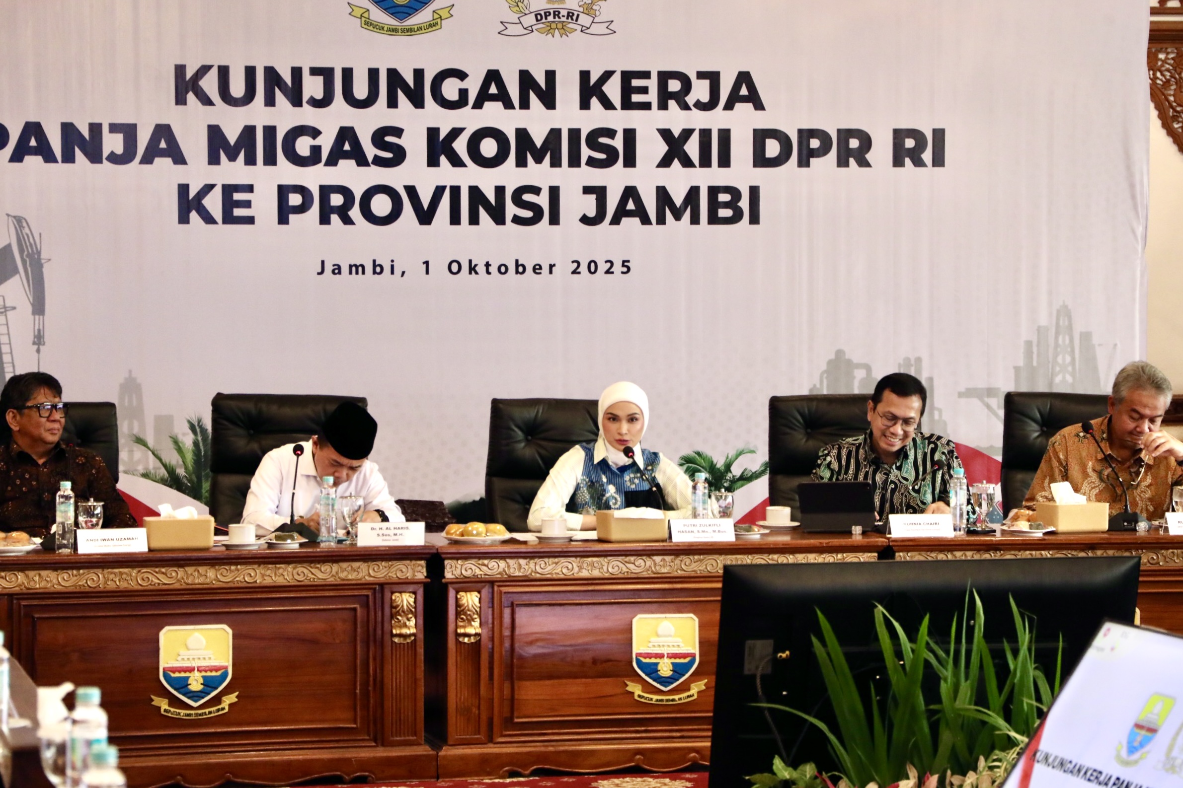 Wakil Ketua Komisi XII DPR RI, Putri Zulkifli Hasan, saat memimpin Kunjungan Spesifik di Provinsi Jambi, Rabu, (1/10/2025). Foto: Ulfi/vel.