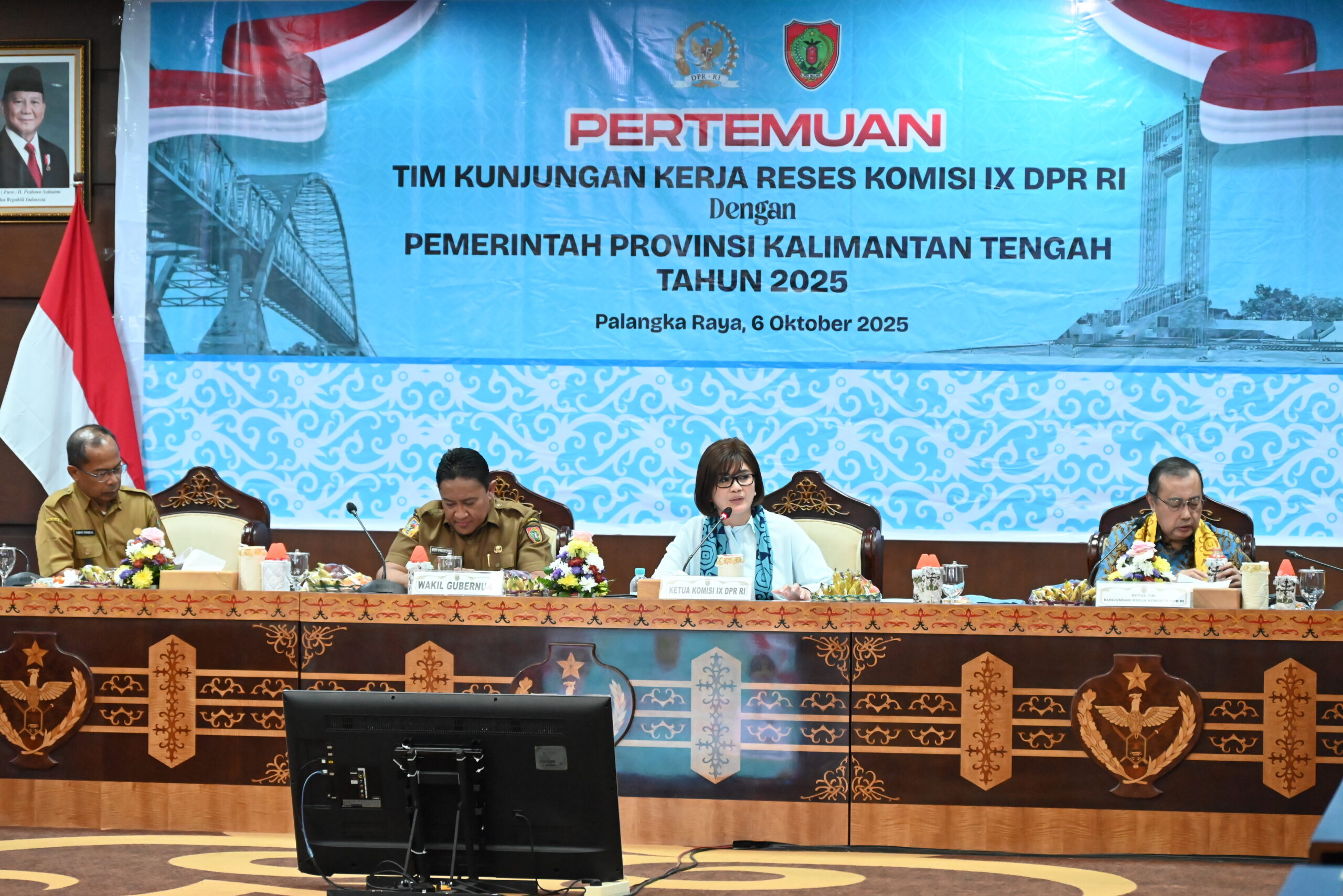 Ketua Komisi IX DPR RI Felly Estelita Runtuwene saat memimpin kunjungan ke Palangkaraya, Kalimantan Tengah, Senin (6/10/2025). Foto: Galuh/vel.