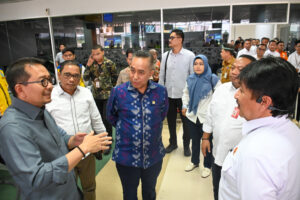 Anggota Komisi V DPR RI, Mori Hanafi saat mengikuti Kunjungan Kerja Reses Komisi V DPR RI ke Bandara Juwata Tarakan, Kalimantan Utara, Selasa (28/10/2025). Foto : Rdn/Andri.