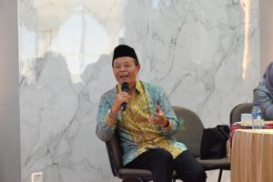 Anggota Komisi VIII DPR RI, Hidayat Nur Wahid, dalam kunjungan kerja Komisi VIII DPR RI ke Universitas Islam Negeri (UIN) Antasari Banjarmasin, Kalimantan Selatan. Foto: Balggys/vel.