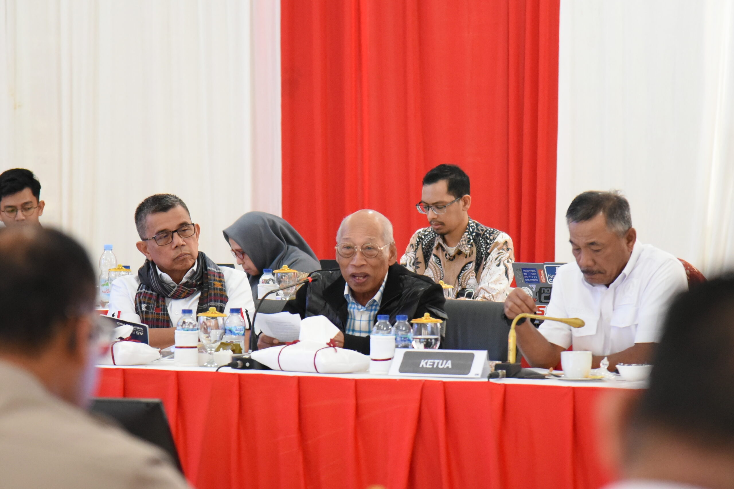 Anggota Komisi III DPR RI, I Wayan Sudirta, dalam mengikuti Kunjungan Kerja (Kunker) Reses Komisi III DPR RI di Kendari, Sulawesi Tenggara, Rabu (8/10/2025). Foto: Ica/vel.