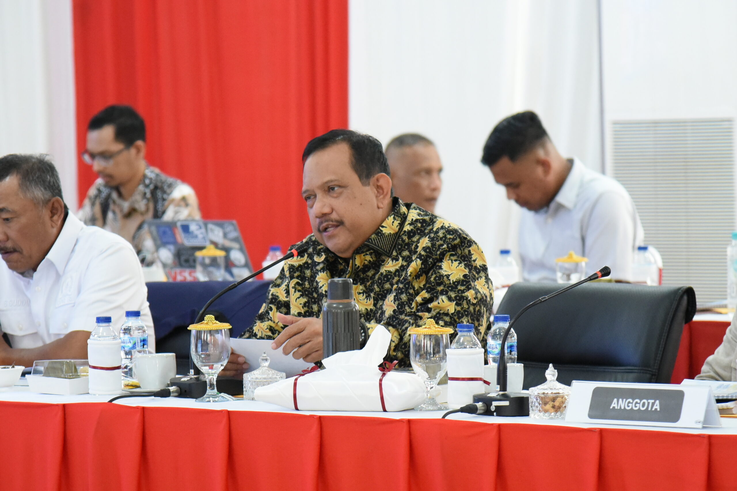 Anggota Komisi III DPR RI, Rikwanto, dalam Kunjungan Kerja Reses Komisi III DPR RI di Kota Kendari, Provinsi Sulawesi Tenggara, Rabu (8/10/2025). Foto: Ica/vel.