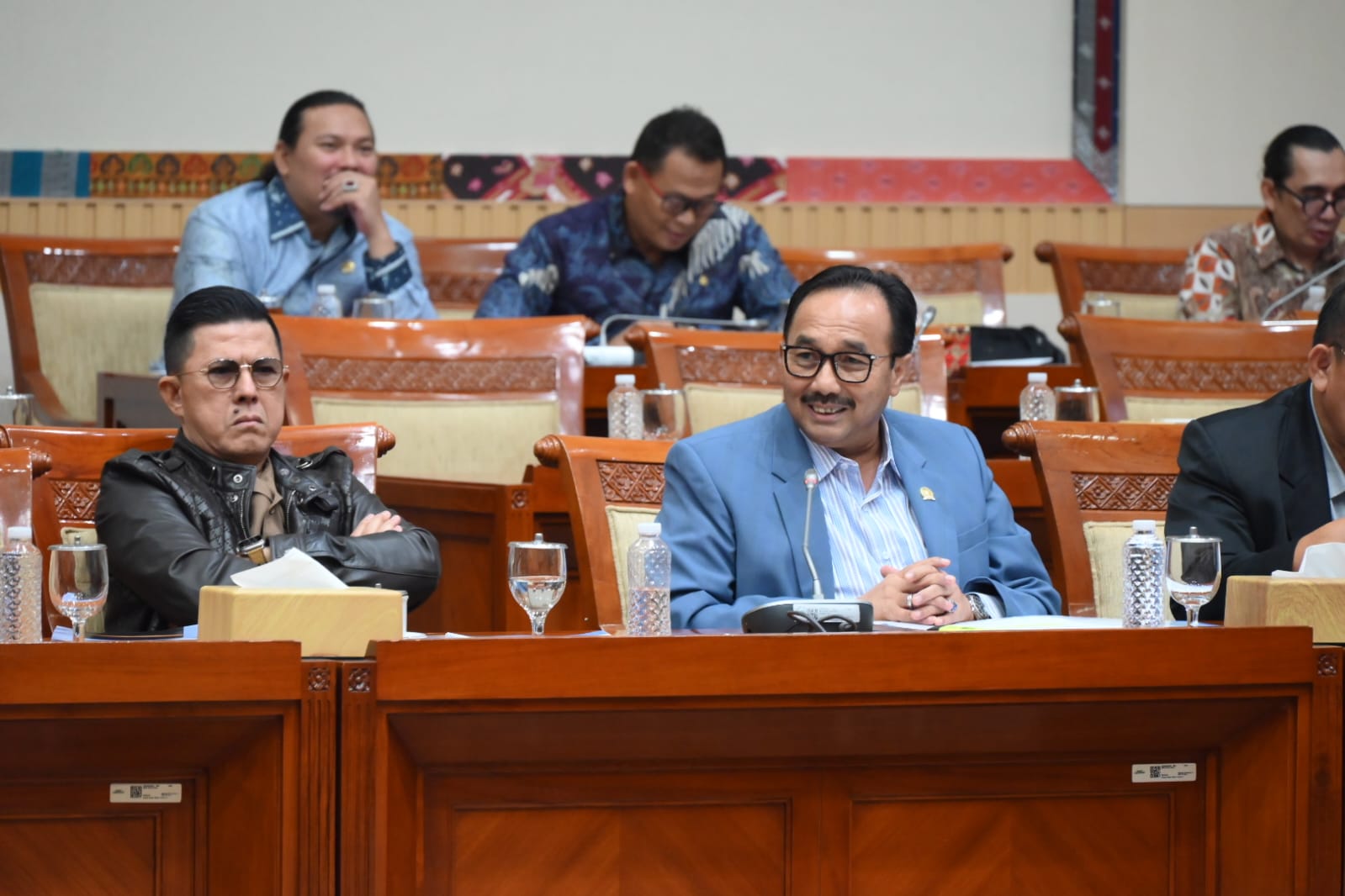 Anggota Komisi III DPR RI, Benny Utama, saat Rapat Kerja dengan Komisi Yudisial (KY) di Gedung Nusantara II, Senayan, Jakarta, Rabu (1/10/2025). Foto: Mahendra/vel