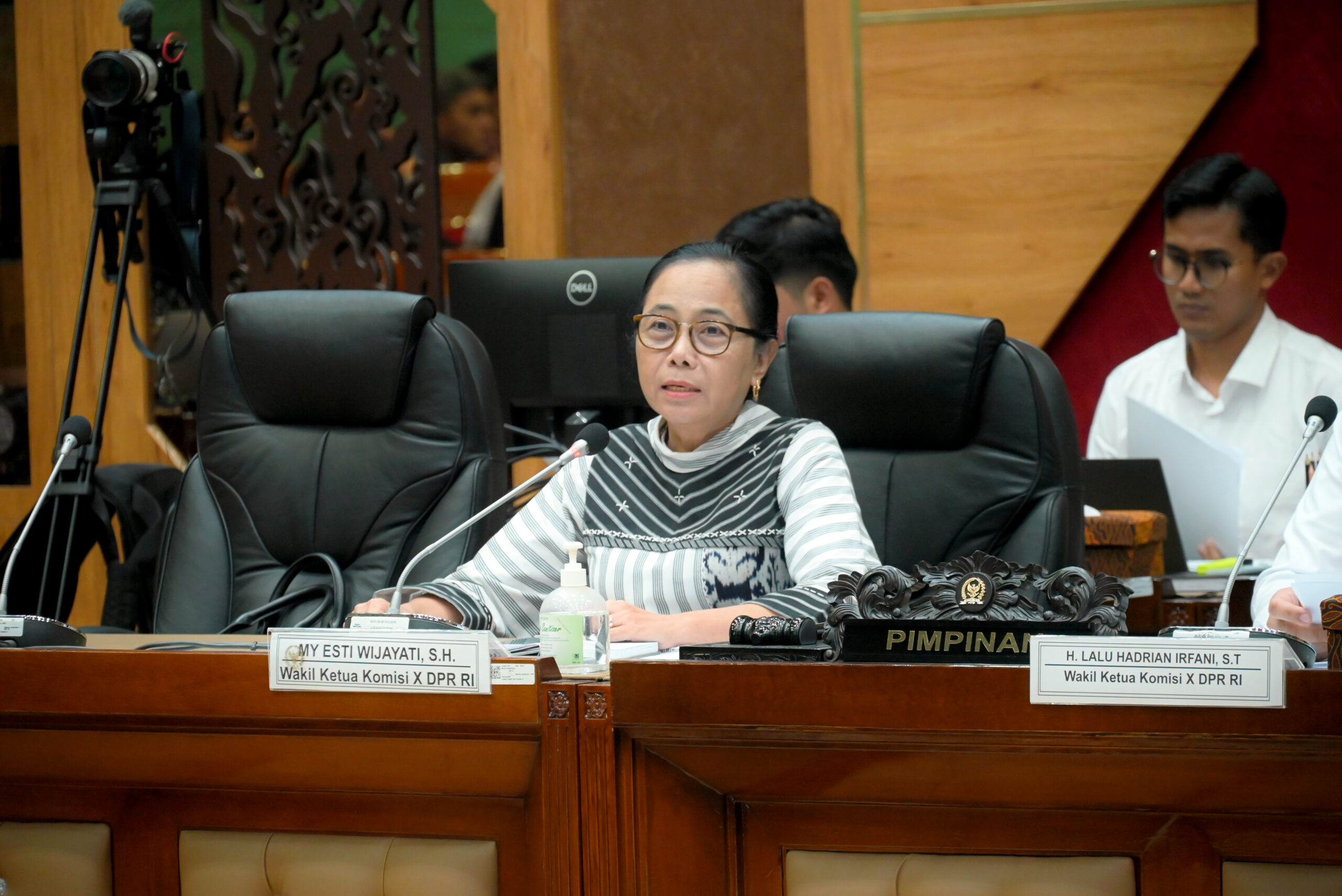 Wakil Ketua Komisi X DPR RI MY Esti Wijayanti. Foto: Tari/vel.