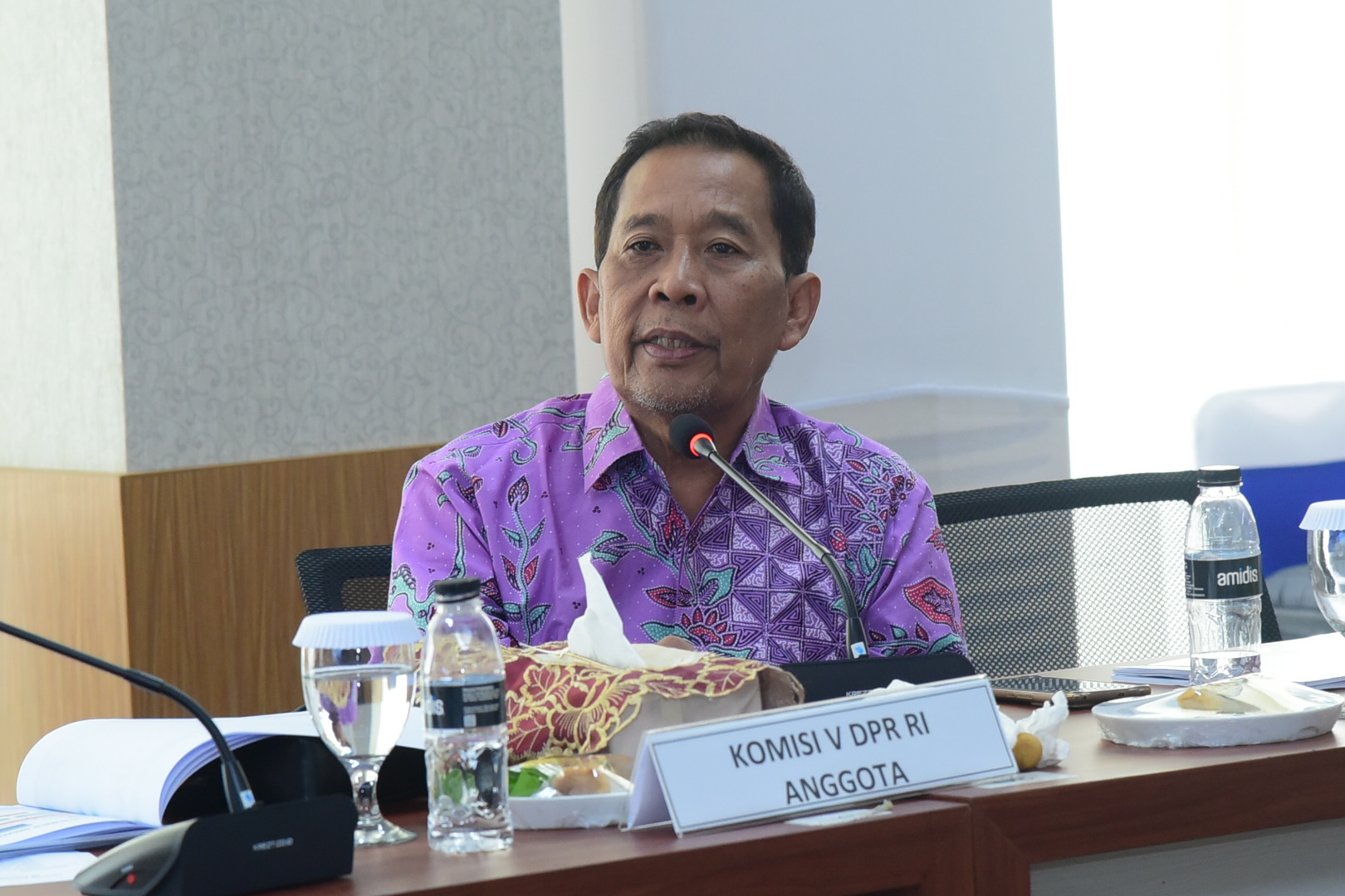 Anggota Komisi V DPR RI Fadholi saat melakukan Kunjungan Kerja Spesifik Komisi V DPR RI ke PIP Semarang, Senin (29/9/2025). Foto: Oji/vel.