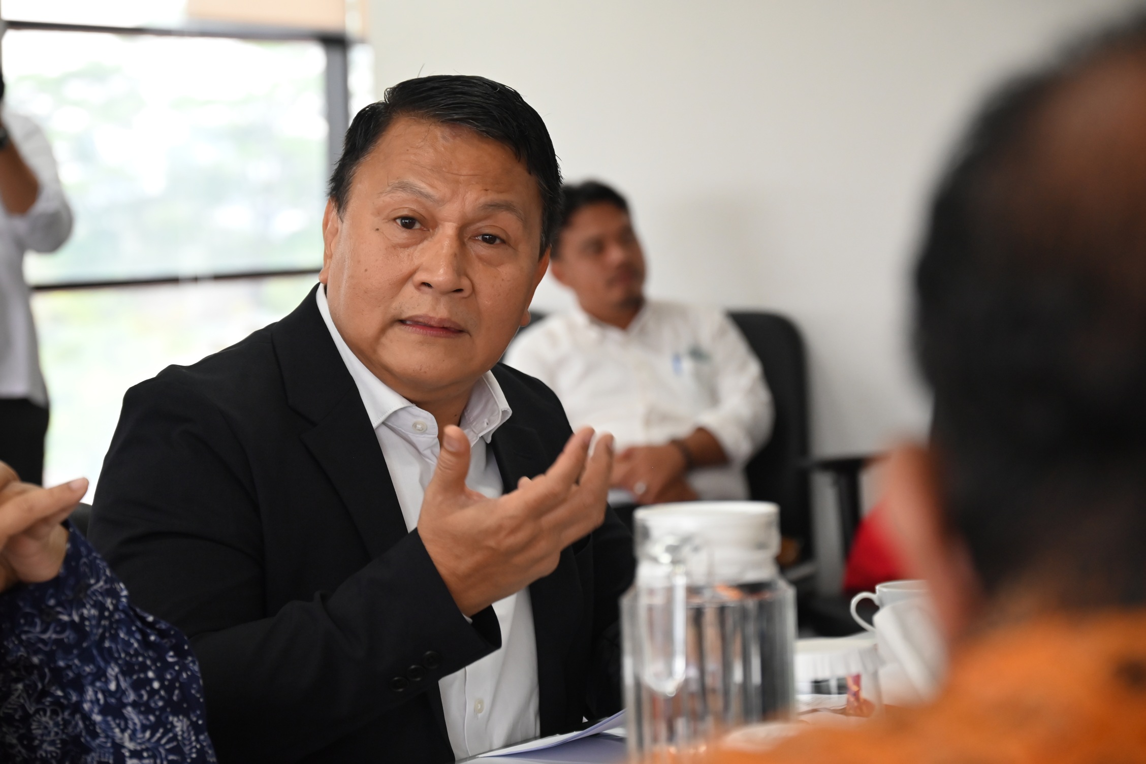 Ketua BKSAP DPR RI, Mardani Ali Sera, saat melakukan kunjungan ke Universitas Islam Internasional Indonesia (UIII) pada Selasa (30/9/2025). Foto: Ucha/vel.