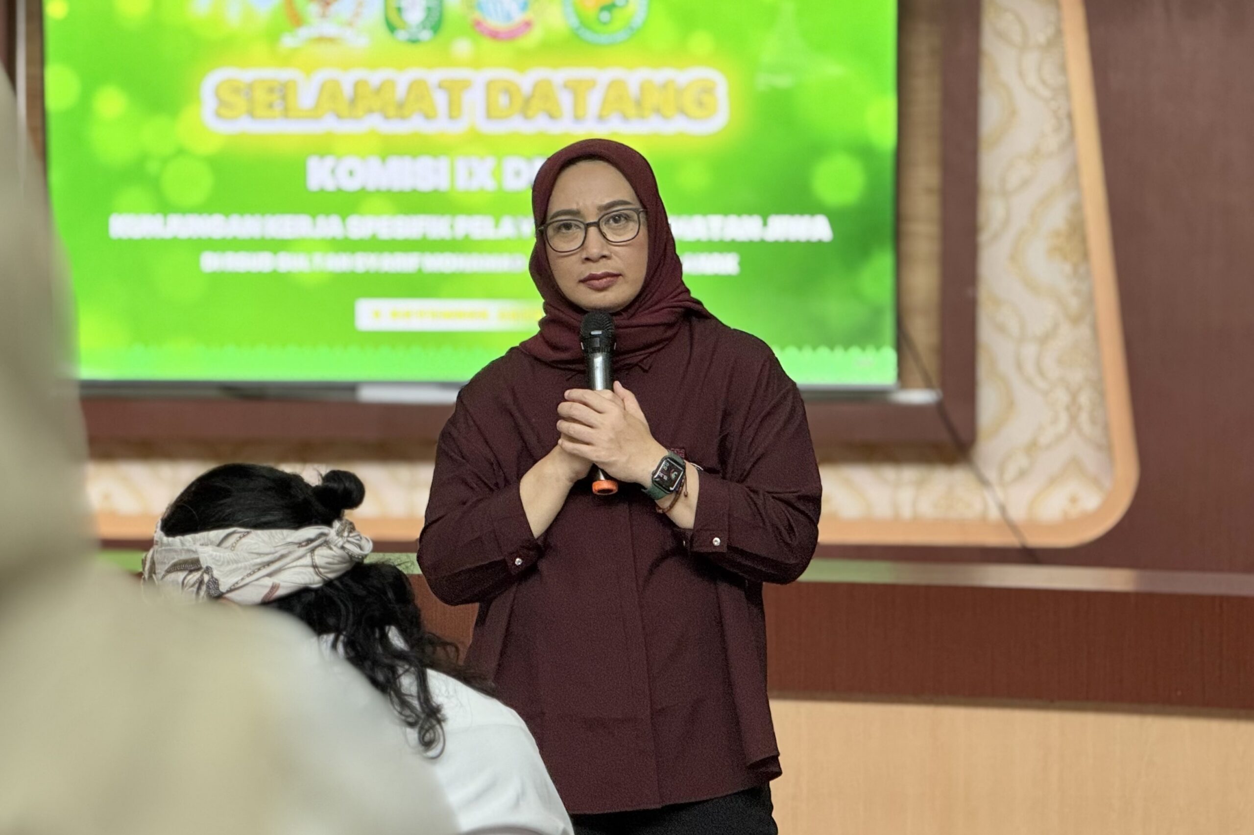 Wakil Ketua Komisi IX DPR RI Nihayatul Wafiroh saat melakukan kunjungan kerja ke RSUD Sultan Syarif Mohamad Alkadrie, Kamis (06/11/2025). Foto: Dipa/vel.