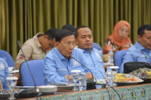 Anggota Komisi IV DPR RI Guntur Sasono, saat mengikuti pertemuan Kunjungan Kerja Reses Komisi IV di Jayapura, Papua, Jumat (31/10/2025). Foto: Singgih/vel.