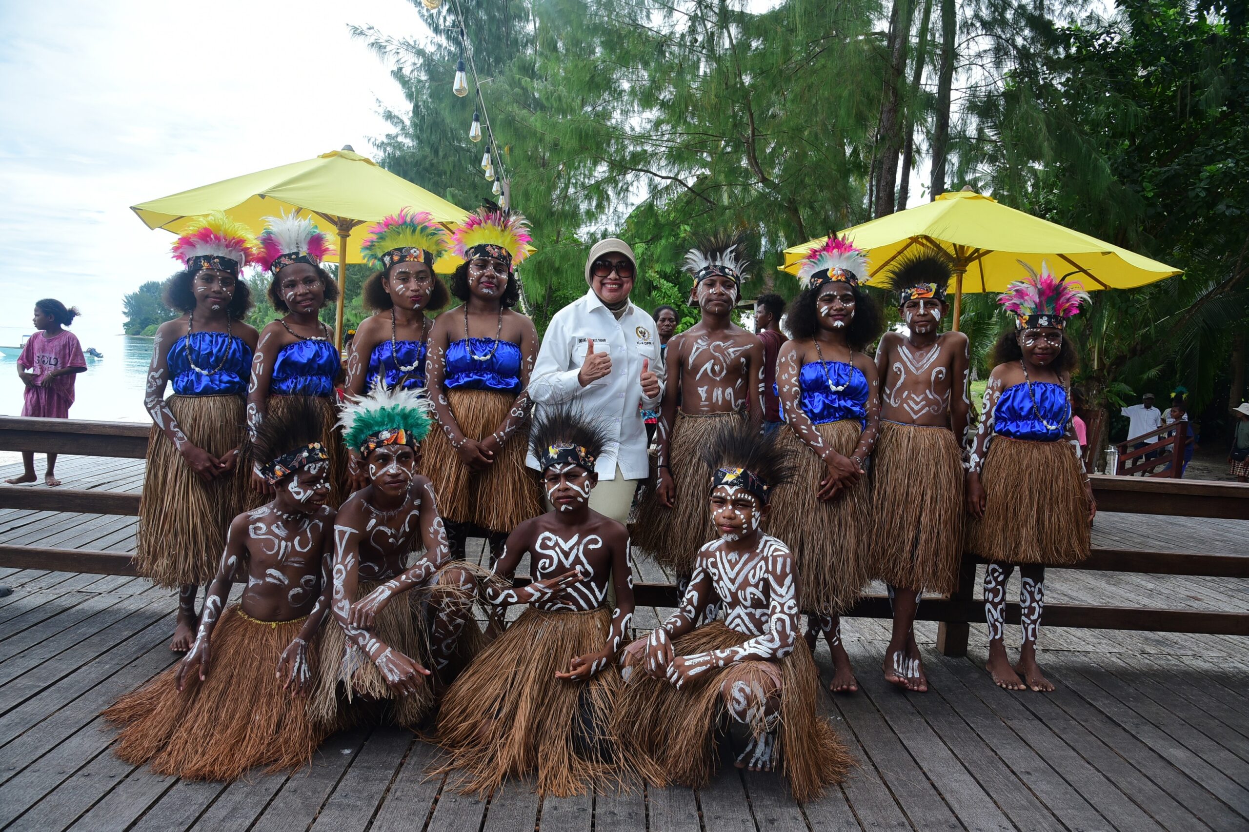Anggota Komisi IV DPR RI, Endang Setyawati Thohari, saat mengikuti rangkaian Kunjungan Kerja Reses Komisi IV DPR RI ke Provinsi Papua Barat Daya, Jumat (31/10/2025). Foto: Eki/vel.