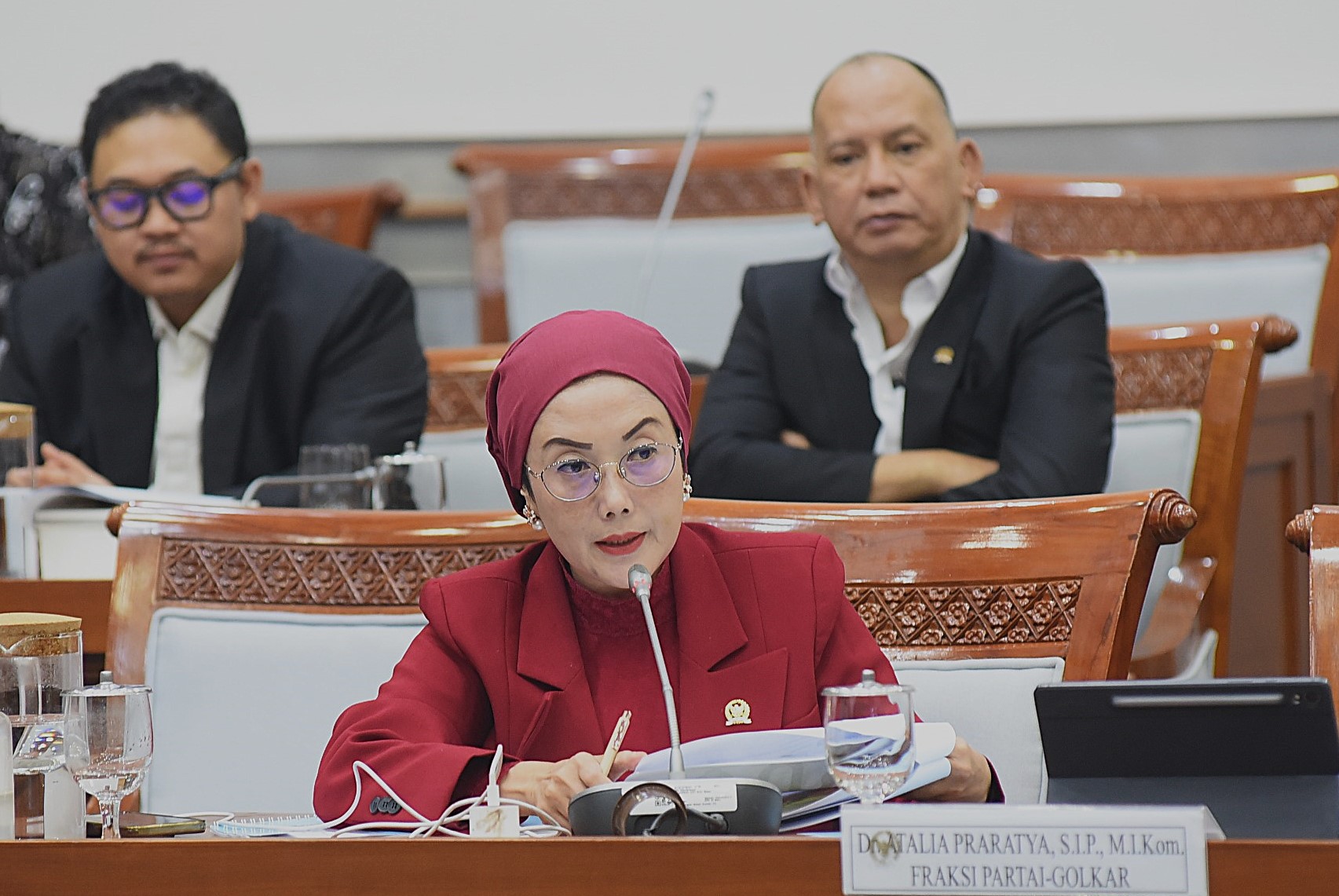 Anggota Komisi VIII DPR RI Selly Andriany Gantina dalam rapat digelar di Gedung Nusantara II, Senayan, Jakarta, Selasa (25/11/2025). Foto : Arif/Andri.