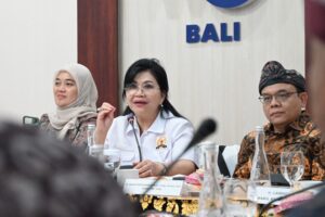 Wakil Ketua Komisi VII DPR RI, Evita Nursanty, dalam pertemuan dengan perwakilan LPP TVRI, LPP RRI, dan LKBN Antara di Denpasar, Bali, Jumat (31/10/2025). Foto: Bianca/vel.