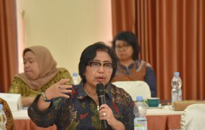 Anggota Komisi IX DPR RI, Irma Suryani saat melakukan Kunjungan Kerja Spesifik (Kunspek) Komisi IX DPR RI ke Rumah Sakit Jiwa (RSJ) Grhasia, Sleman, Yogyakarta, Kamis (6/11/2025). Foto : Aas/Andri.