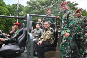Ketua Komisi I DPR RI Utut Adianto saat Kunjungan Kerja Spesifik Komisi I DPR ke Grup 1 Komando Pasukan Khusus (Kopassus) di Kota Serang, Banten, Kamis (6/11/2025). Foto: Saum/vel
