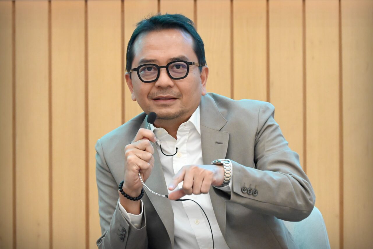 Wakil Ketua Komisi V DPR RI, Syaiful Huda dalam diskusi Forum Legislasi di Kompleks DPR, Jakarta, Selasa (11/11/2025). Foto : Mario/Andri