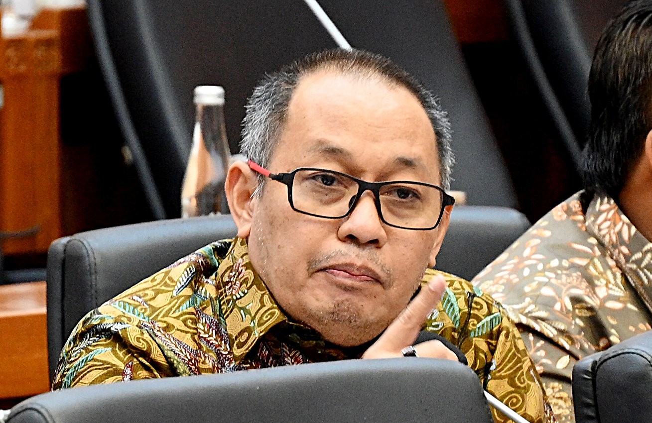 Anggota Badan Legislasi (Baleg) DPR RI Sofwan Dedy Ardyanto saat Rapat Kerja Baleg DPR RI dengan Menteri Pertanian dan Menteri Perdagangan di Senayan, Jakarta, Rabu (26/11/2025). Foto : Arifman/Andri.