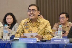Wakil Ketua Badan Anggaran (Banggar) DPR RI Jazilul Fawaid saat memimpin tim kunjungan kerja Banggar DPR RI ke Kantor Perwakilan Kementerian Keuangan, di Mataram, Provinsi NTB, Rabu (12/11/2025. Foto : Tiara/Andri.