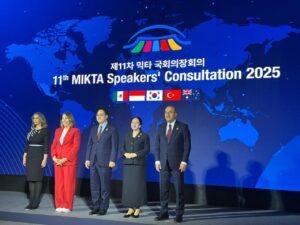 Ketua DPR RI Puan Maharani menghadiri forum MIKTA Speakers' Consultation ke-11 tahun 2025 di Seoul, Korea Selatan. Foto : Ist/Andri.