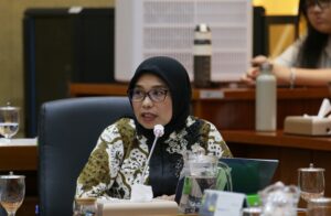 Anggota Komisi IX DPR RI, Neng Eem Marhamah Zulfa dalam RDP di Gedung Nusantara I, Senayan, Jakarta, Rabu (12/11/2025). Foto : Faiz/Andri.