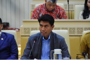 Wakil Ketua Komisi II DPR RI Bahtra. Foto: Sari/vel.
