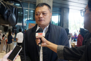 Ketua Korpri Setjen DPR RI, Achmad Sani, saat ditemui tim Parlementaria usai membuka kegiatan Lomba Senam HUT Korpri ke-54 di Gedung Nusantara, DPR RI, Senayan, Jakarta, Rabu (17/12/2025). Foto : Faiz/Han.