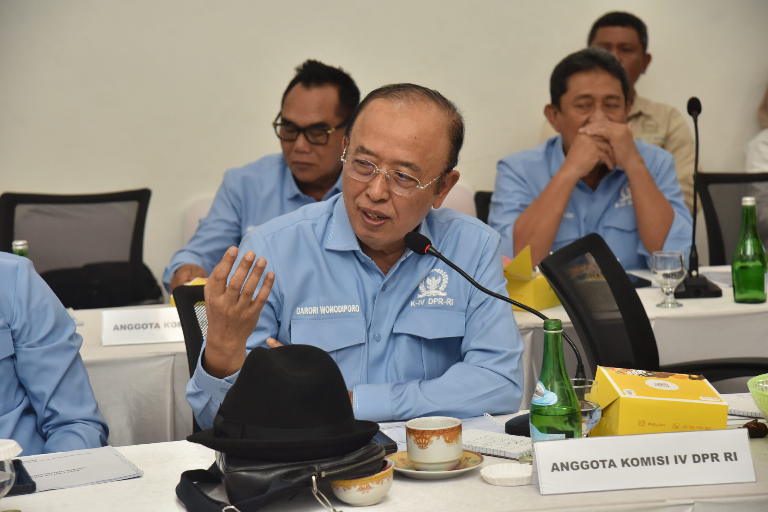 Anggota Komisi IV DPR RI Darori Wonodipuro saat melakukan kunjungan kerja ke Palembang, Sumatera Selatan, Selasa (2/12/2025). Foto : aas/Andri.