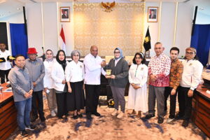 Wakil Ketua Komisi IX DPR RI, Putih Sari saat memimpin kunjungan kerja reses Komisi IX DPR RI ke Jayapura, Provinsi Papua. Rabu (10/12/2025). Foto: mfn/Arifman.