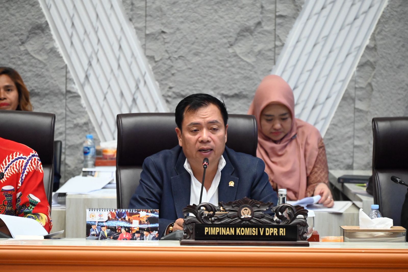 Ketua Komisi V DPR RI Lasarus. Foto: Sari/vel.
