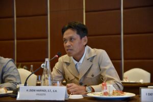 Anggota Komisi XI DPR RI Didik Haryadi saat mengikuti pertemuan kunjungan kerja spesifik Komisi XI DPR RI di Badung, Bali, Sabtu (4/12/2025). Foto: Bunga/vel.