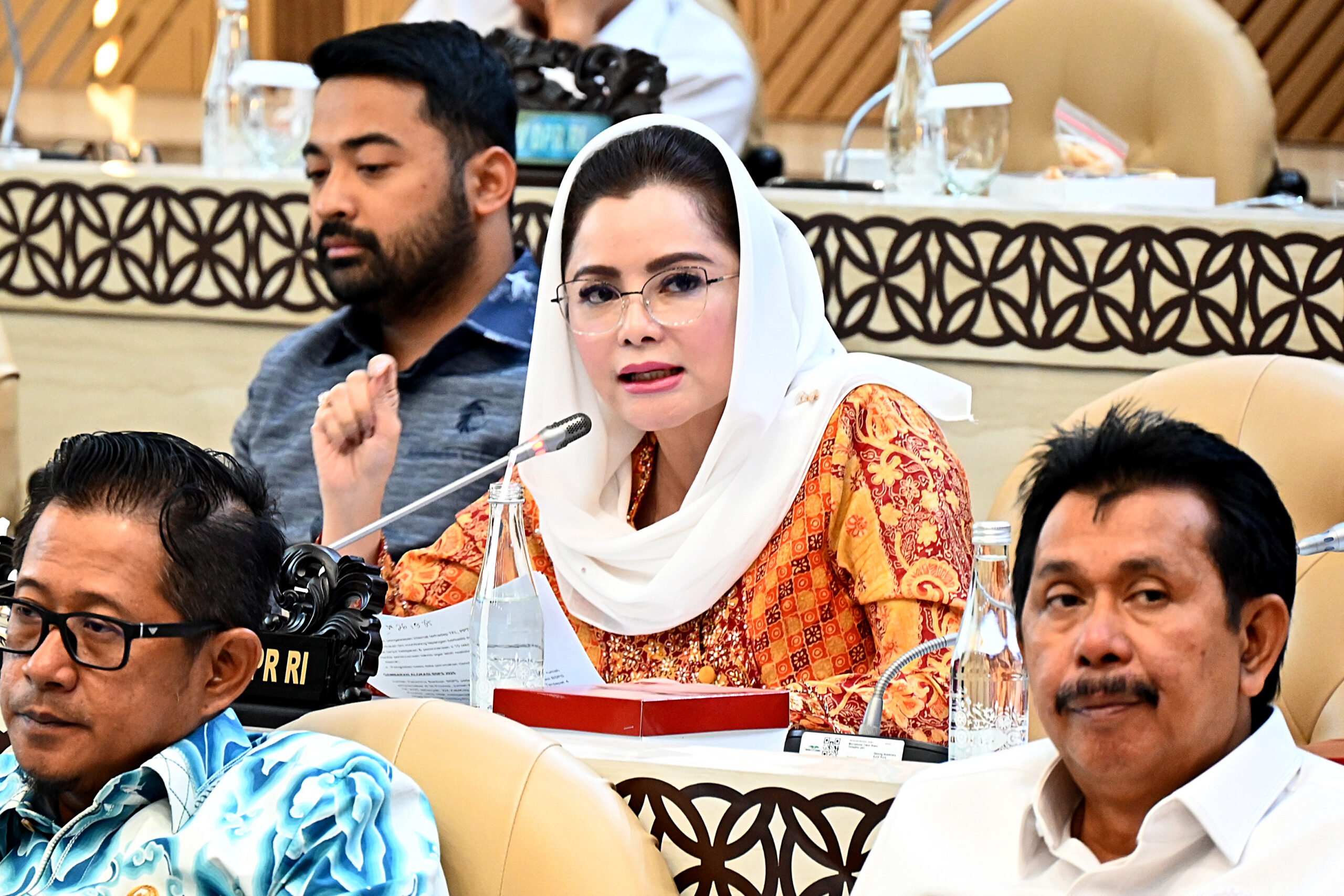 Anggota Komisi V DPR RI, Novita Wijayanti saat rapat kerja Komisi V DPR RI bersama Menteri PKP Maruarar Sirait di Kompleks Parlemen, Senayan, Jakarta, Kamis (4/11/2025). Foto : Runi/Han.