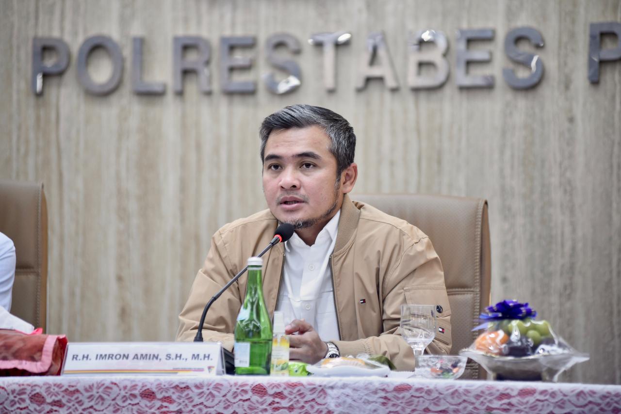 Wakil Ketua MKD DPR RI saat pertemuan Kunjungan Kerja MKD DPR RI ke Kota Palembang, Kamis (27/11/2025). Foto: Geraldi/vel.