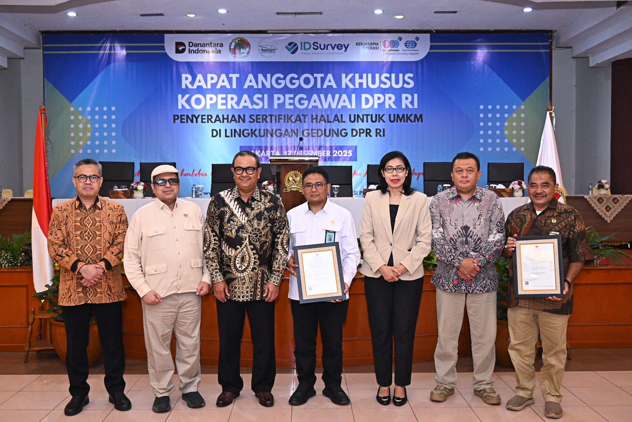 Deputi Administrasi Sekretariat Jenderal (Setjen) DPR RI, Rahmad Budiaji, saat menghadiri Rapat Anggota Khusus (RAK) Koperasi Pegawai DPR RI Tahun Anggaran 2025 di Gedung Serbaguna Masjid Baiturrahman, DPR RI, Senayan, Jakarta, Rabu (17/12/2025). Foto : Farhan/Han.