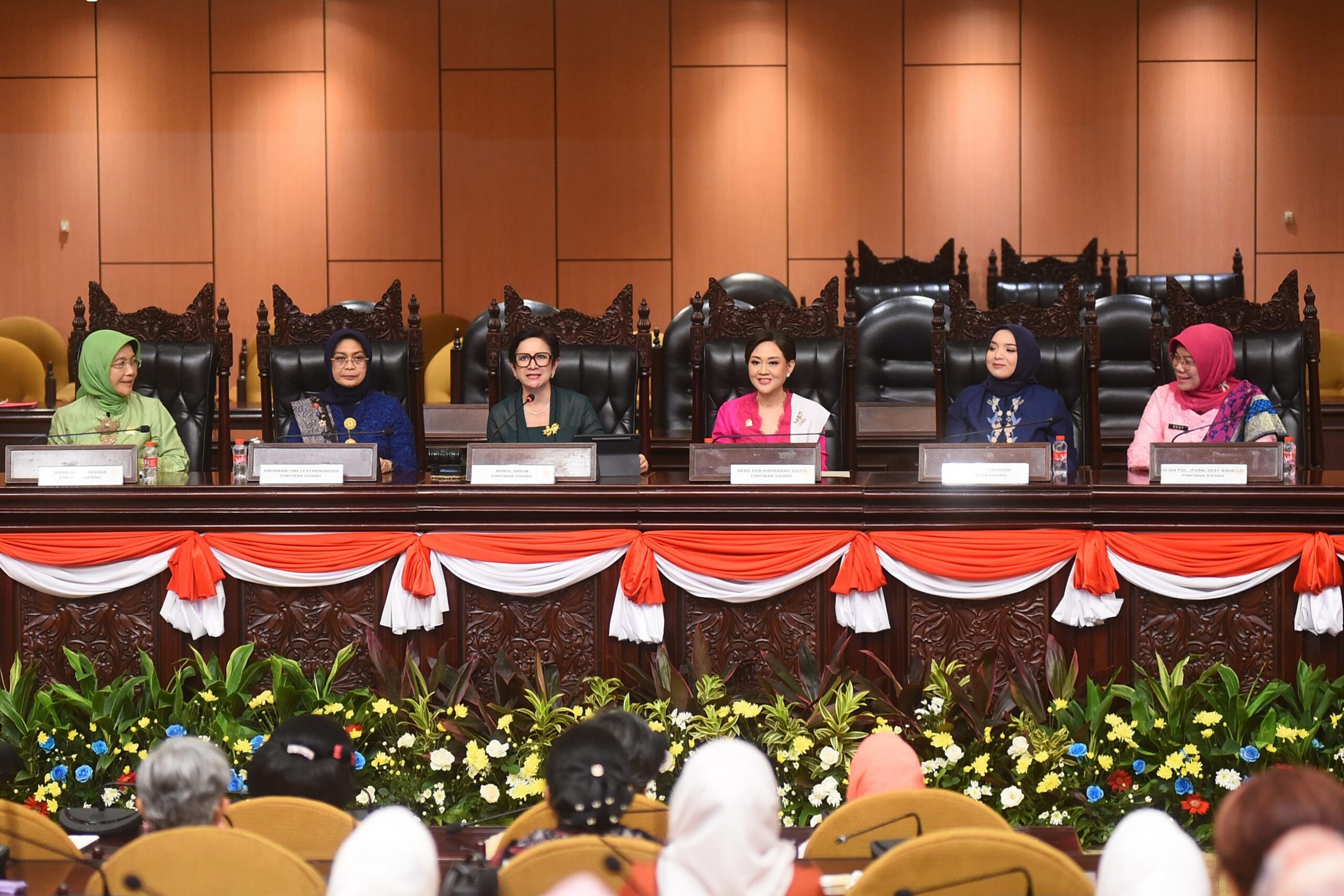 Anggota DPR RI Nurul Arifin saat gelaran Kaukus Perempuan Parlemen DPR RI di Gedung Nusantara V, Kompleks Parlemen, Senayan, Jakarta, Senin (22/12/2025). Foto: Dep/Karisma.