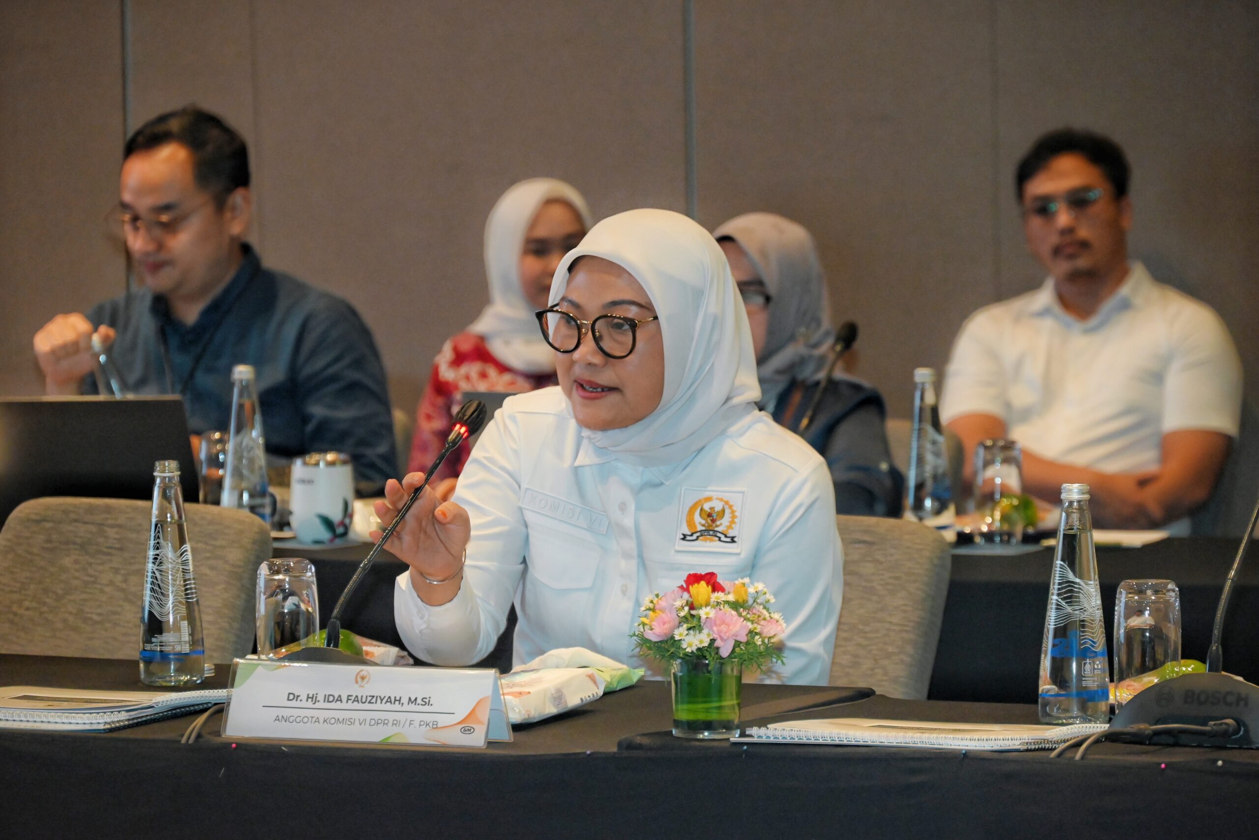 Anggota Komisi VI DPR RI Ida Fauziah saat mengikuti Kunjungan Kerja Spesifik Komisi VI, ke Denpasar, Bali, Jumat (6/12/2025). Foto: Tari/vel.