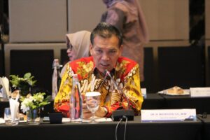 Anggota Komisi XI DPR RI Musthofa saat mengikuti Kunjungan Kerja Komisi XI DPR RI ke Batam, Kepulauan Riau, Kamis (11/12/2025). Foto: Prima/vel.