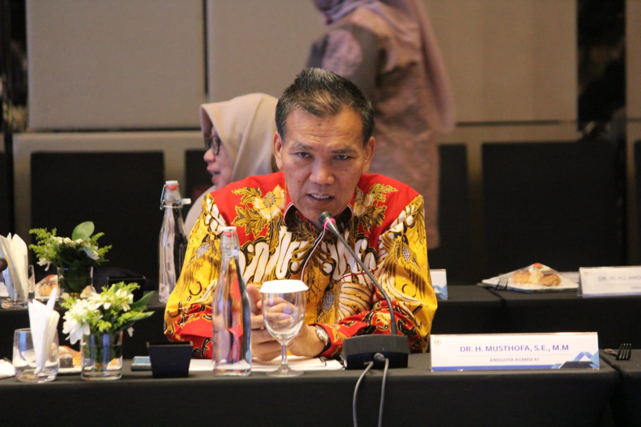 Anggota Komisi XI DPR RI Musthofa saat mengikuti Kunjungan Kerja Komisi XI DPR RI ke Batam, Kepulauan Riau, Kamis (11/12/2025). Foto: Prima/vel.