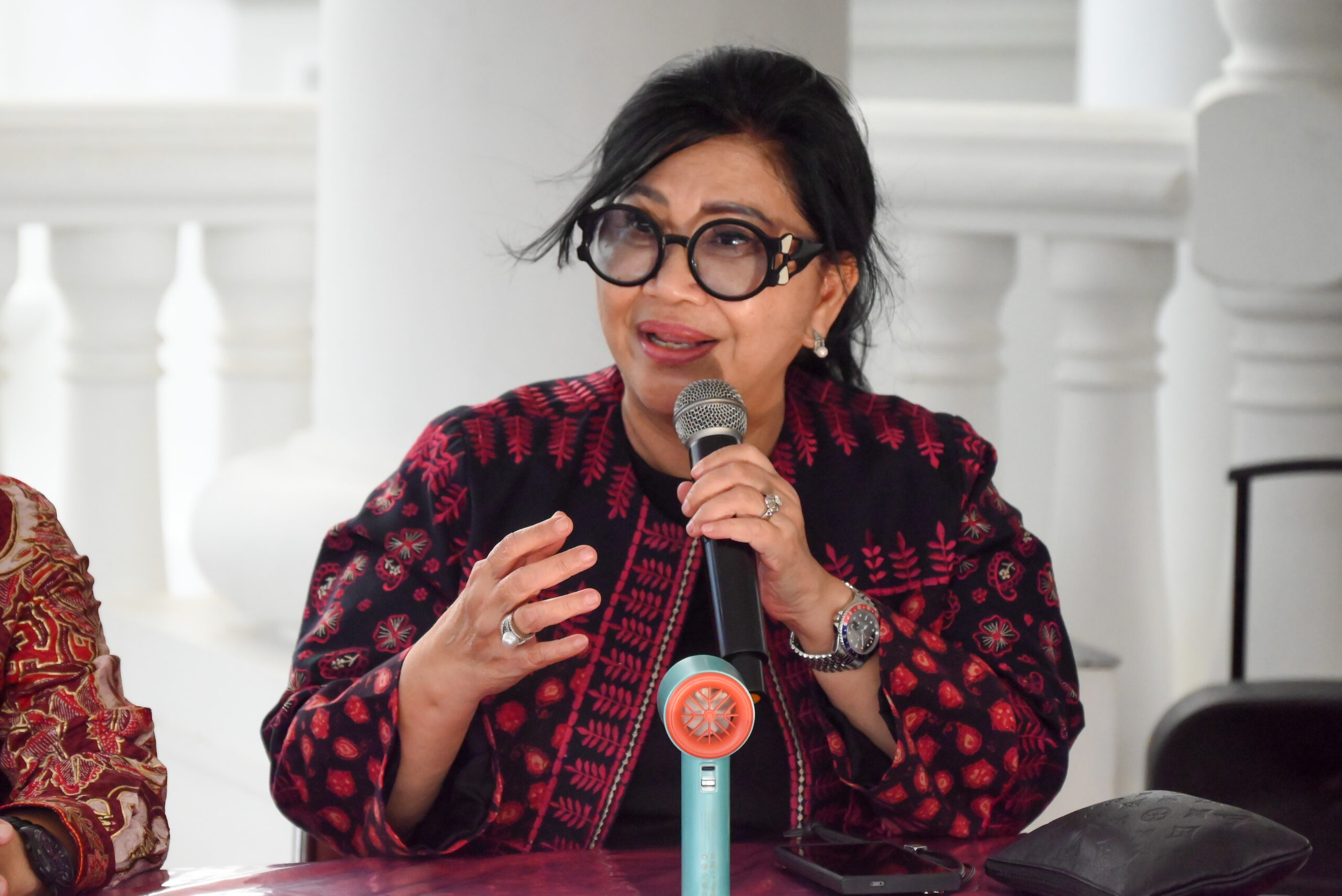 Wakil Ketua Komisi VII DPR RI Evita Nursanty dalam kunjungan kerja reses Komisi VII DPR RI di Padang Pariaman, Sumatera Barat, Senin (22/12/2025). Foto : Ndy/Andri.