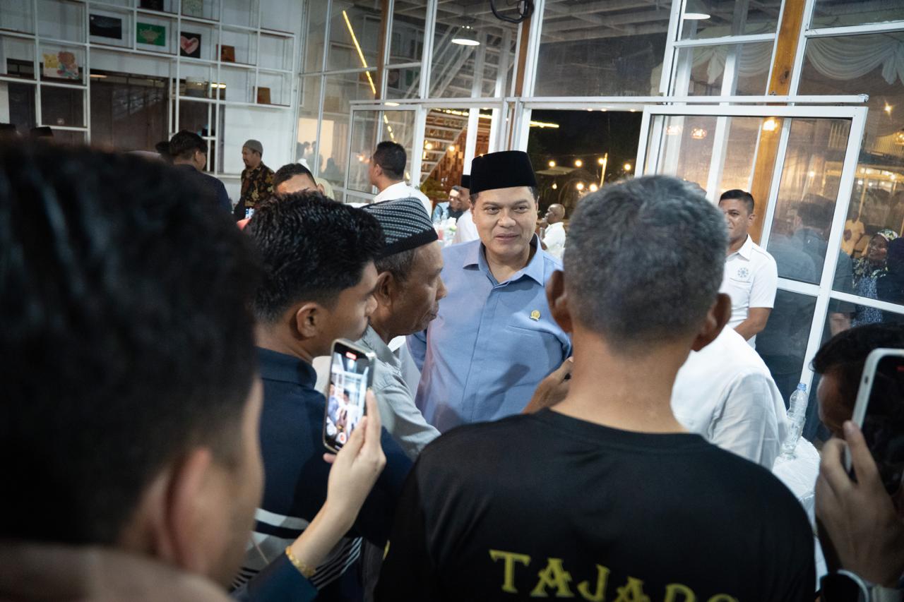 Anggota Komisi XII DPR RI, Irsan Sosiawan saat menerima aspirasi masyarakat di Dapil. Foto: ist/vel.