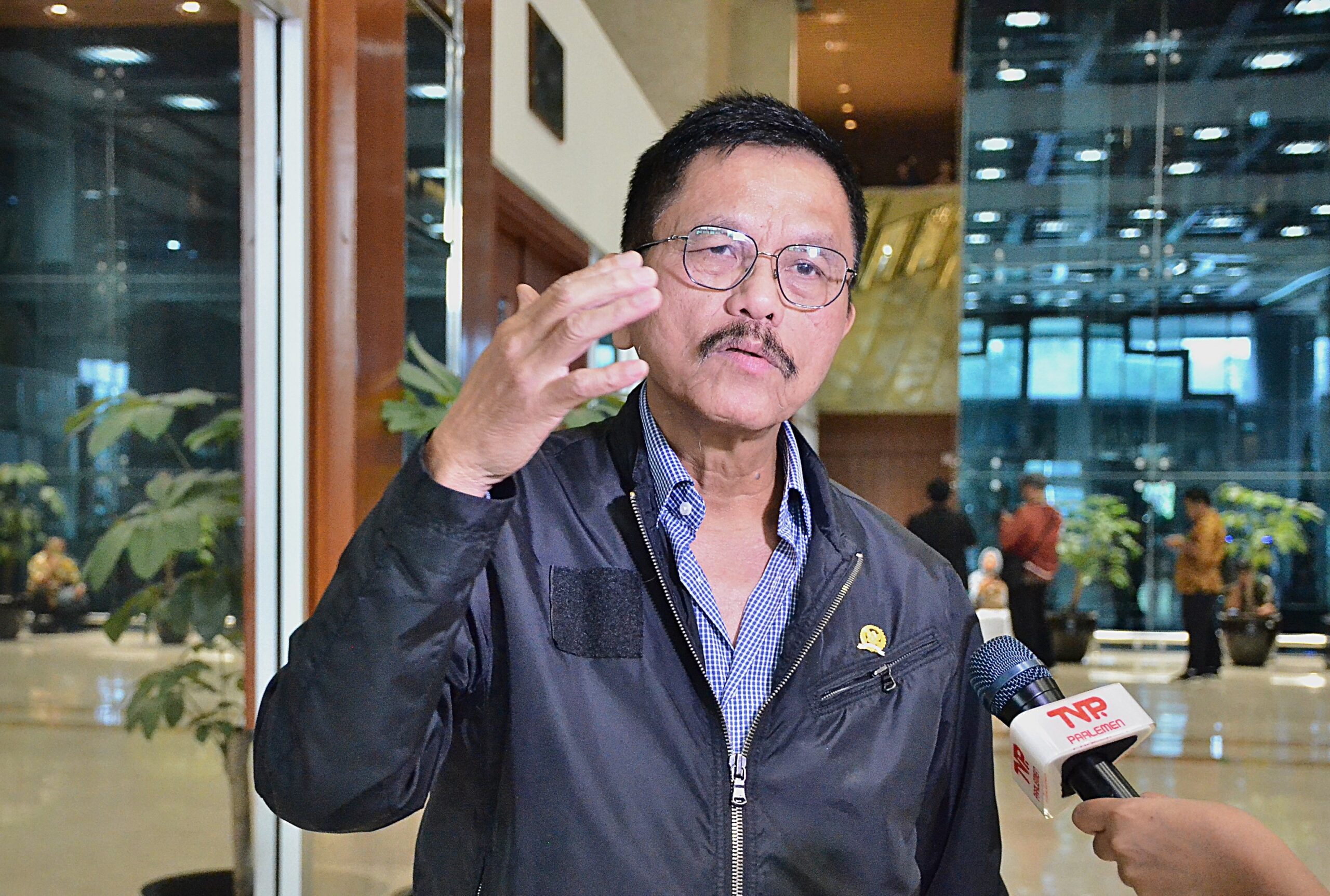 Anggota Komisi XII DPR RI, Ramson Siagian usai Rapat Kerja Komisi XII dengan Menteri Energi dan Sumber Daya Mineral (ESDM), Bahlil Lahadalia, di Gedung Nusantara II, Senayan, Jakarta, Kamis (22/1/2026). Foto : Wanda/Andri.