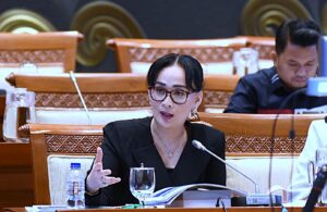 Anggota Komisi I DPR RI Amalia Anggraini dalam Rapat Dengar Pendapat Komisi I dengan Kepala Bakamla dan Gubernur Lemhanas di Gedung Nusantara II, DPR RI, Senayan, Jakarta, Senin (19/1/2026). Foto : Arief/Andri.