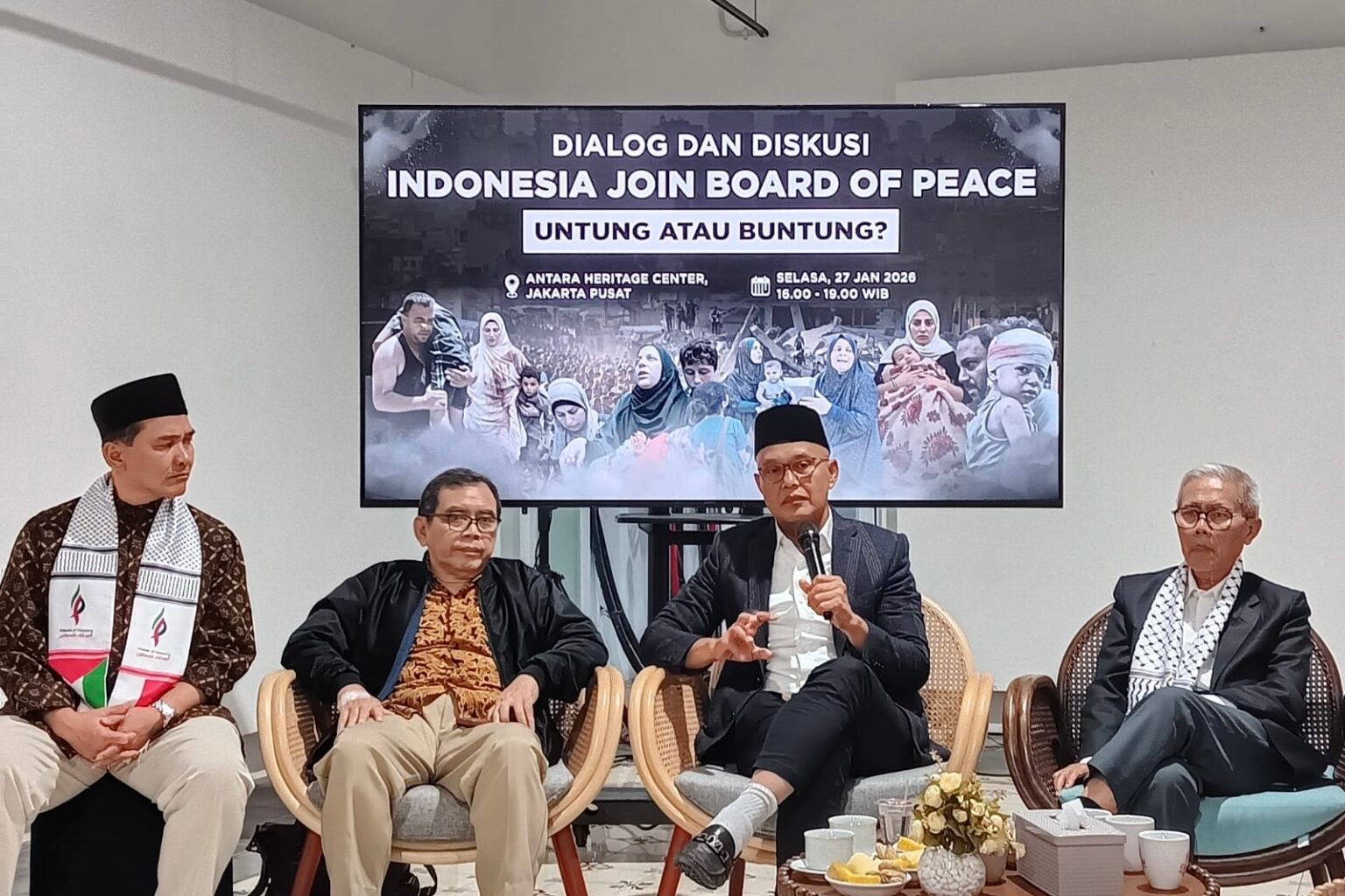 Wakil Ketua Komisi I DPR RI Sukamta dalam diskusi bertajuk ‘Indonesia Join Board of Peace: Untung atau Buntung?’ yang digelar di Antara Heritage Center, Jakarta Pusat, Selasa (27/1/2026). Foto : Ist/Andri.