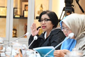 Anggota Komisi IX DPR RI Irma Suryani dalam Rapat Kerja (Raker) dengan Kementerian Kesehatan, di Kompleks Parlemen Senayan, Jakarta, Senin, (19/01/2026). Foto : Alya/Andri.